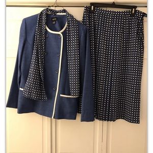 Leslie Fay size 16 women’s jacket and skirt Vintage 90’s
